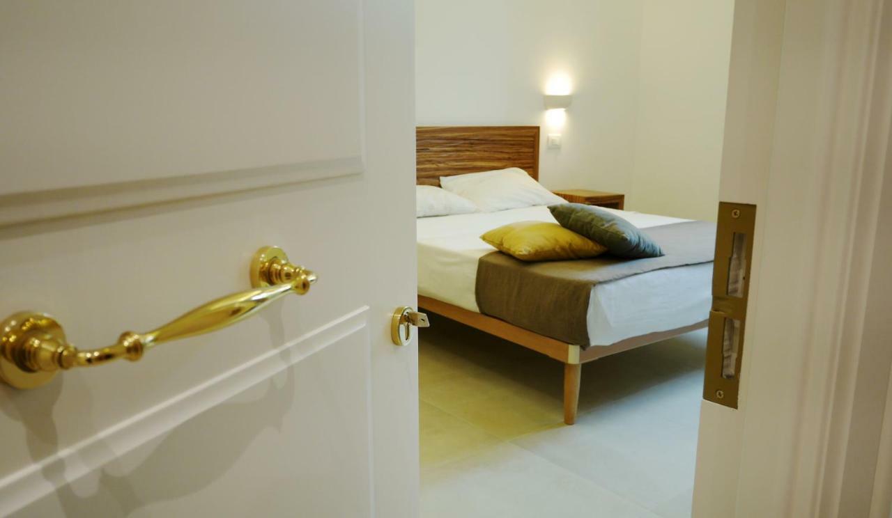 Bed and Breakfast Palazzo San Lazzaro Lecce Exterior foto