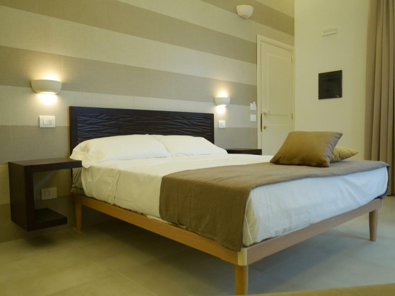 Bed and Breakfast Palazzo San Lazzaro Lecce Exterior foto